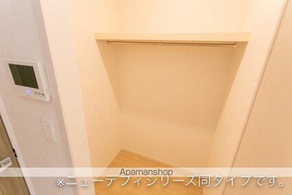 サニートロン福住　２[1K/33.2m2]の収納