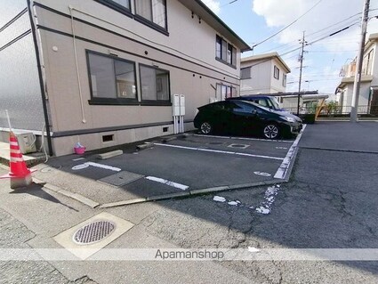 サンビレッジチェリオ[2LDK/59.1m2]の駐車場