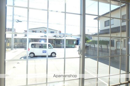 ルミエール・あさひ[1K/30.79m2]の駐車場2