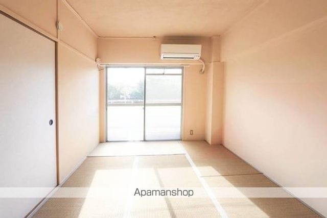 ビレッジハウス額原1号棟の内装写真