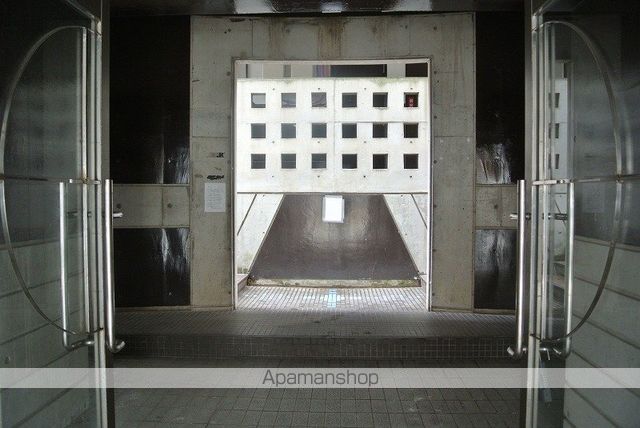 PLEAST医生ヶ丘IIの玄関写真
