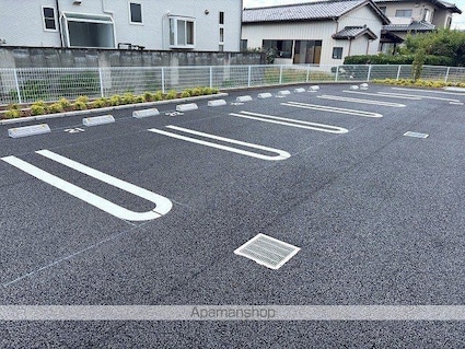 クルールＣ[2LDK/50.44m2]の駐車場