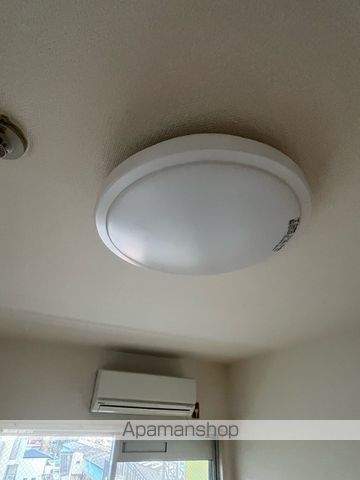 ロイヤルステート津久野の内装写真