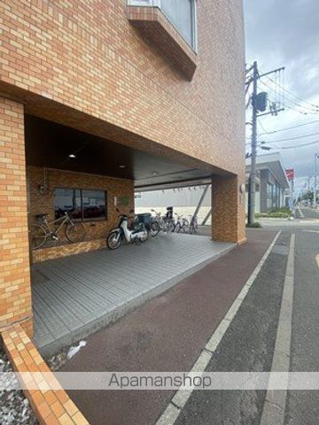 プロシード本通の玄関写真