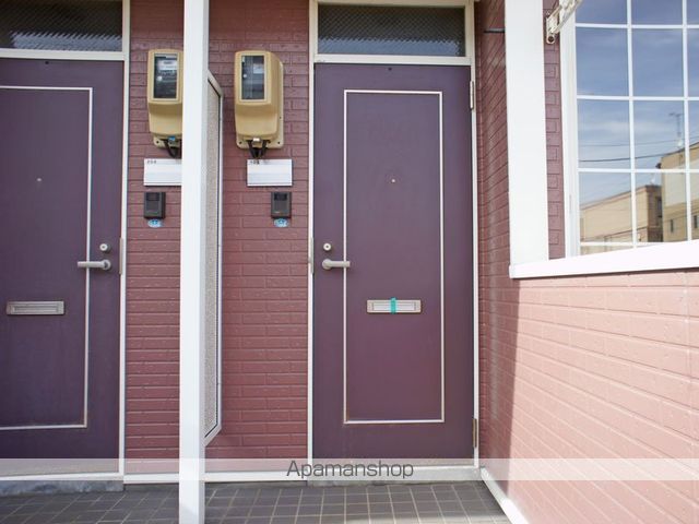 ヴィラ グランデージの玄関写真