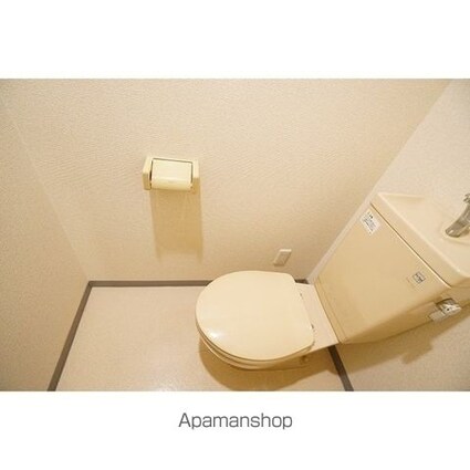 メゾンヌーヴェル[1LDK/35.82m2]のトイレ