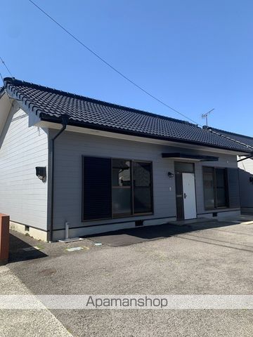 高田ハイツの玄関写真