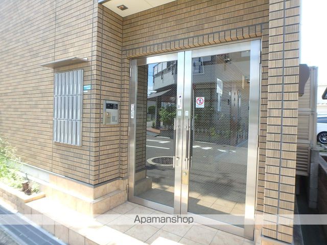 アンジェリック長尾の玄関写真