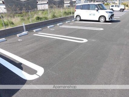 和歌山県和歌山市木ノ本[1LDK/47.41m2]の駐車場