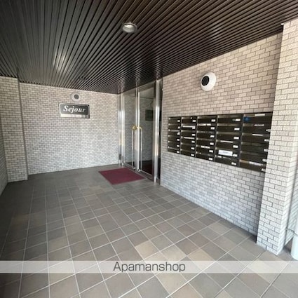 ボン　セジュール[2LDK/61.49m2]のエントランス1