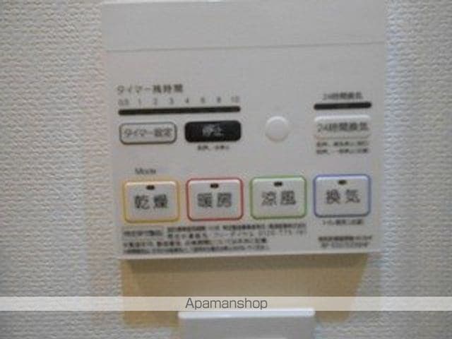 ライジングプレイス川崎の内装写真