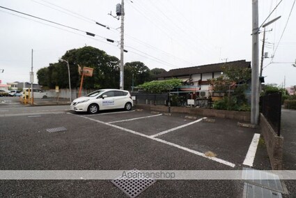 レオパレスＣＡＬＭＯ[1K/19.87m2]の駐車場