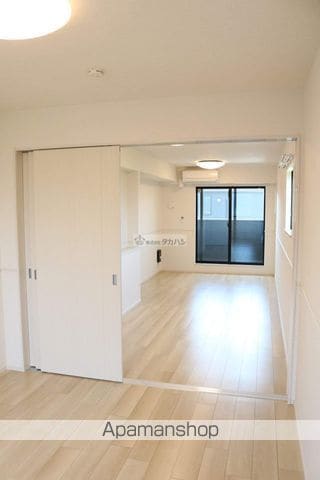 ラ ヴィ ベール IIの内装写真