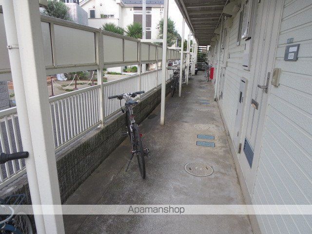 アーバン世田谷の玄関写真