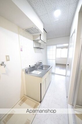 スウィングシャトル[1K/20.25m2]の玄関