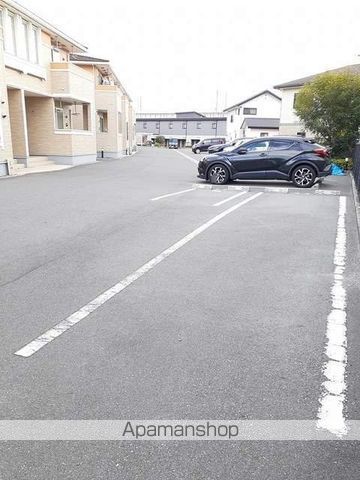 スザンヌ ラングランEのその他写真