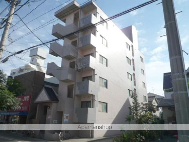レインボー新屋敷の玄関写真