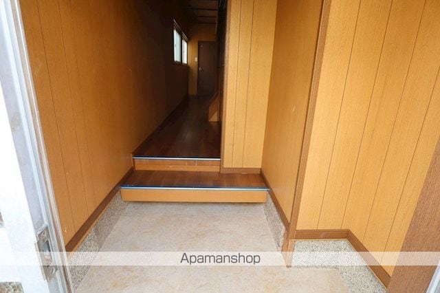 近鉄橿原線 近鉄郡山駅 徒歩15分 2階建 築58年の内装写真