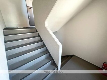 メゾンクレーネ弐番館[2LDK/55.8m2]の共用部1