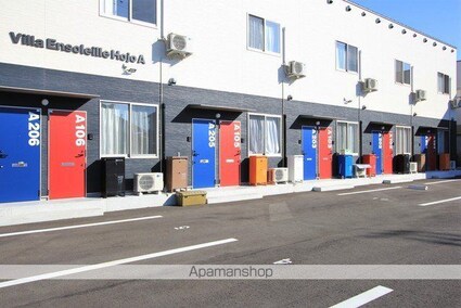 ヴィラ・アンソレイエ北条Ａ棟[1LDK/32.13m2]のエントランス