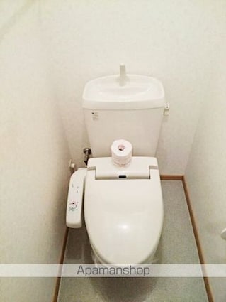 スプリングロードＡｋａｓａｋａ[2LDK/68.12m2]のトイレ