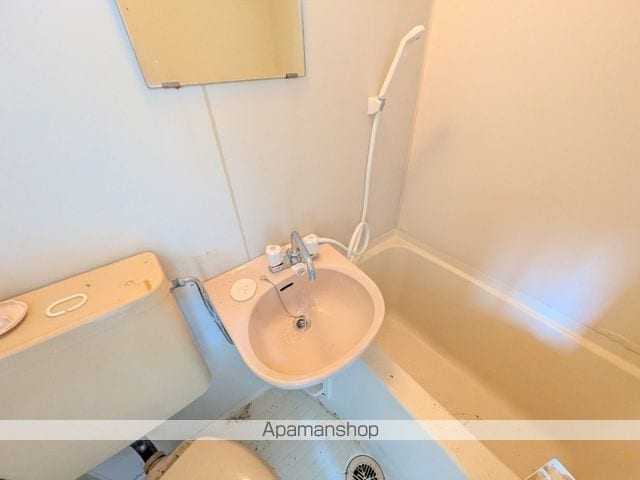 ピースハイツ長堂の内装写真
