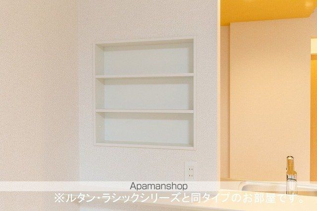 LotusIIの内装写真