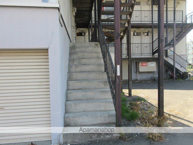 ヒルハイツの玄関写真