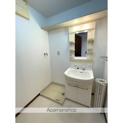 ガーデン[2LDK/70.43m2]の洗面所