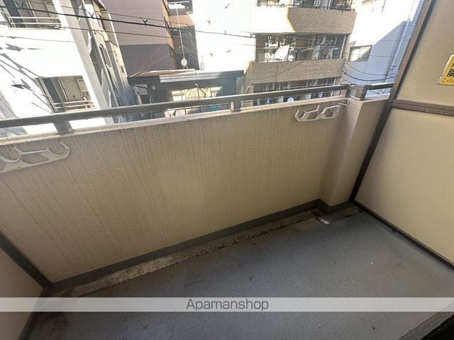 ワイアンドワイ宝町ビルの内装写真