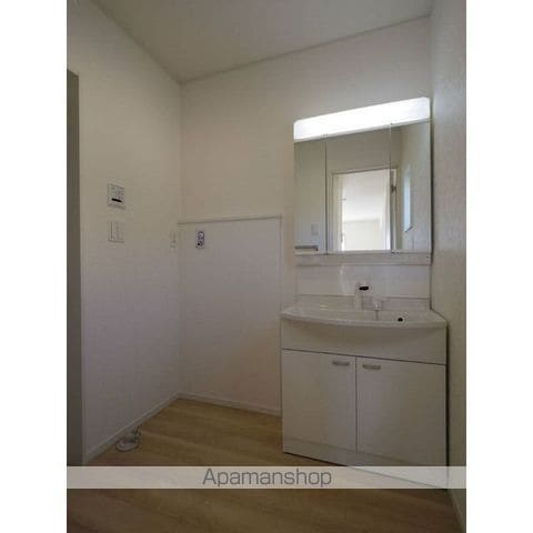 detached 東京都府中市美好町３丁目60-6

地図を見る