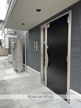 クレシアコート[1LDK/46.92m2]のエントランス