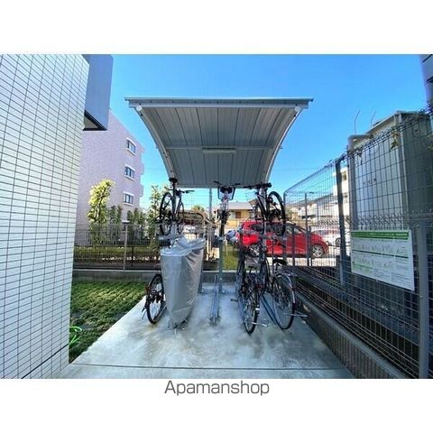 グランシオン本郷の外観写真