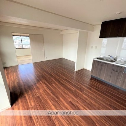 ソシエール大津[2LDK/58.32m2]のリビング・居間