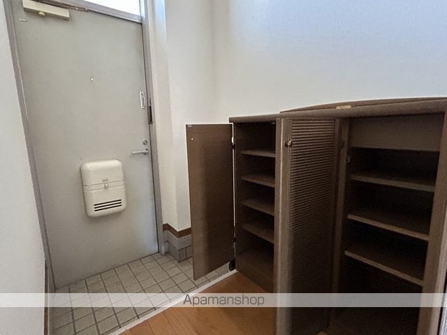 ハイツ三幸プレイス広沢Bの内装写真
