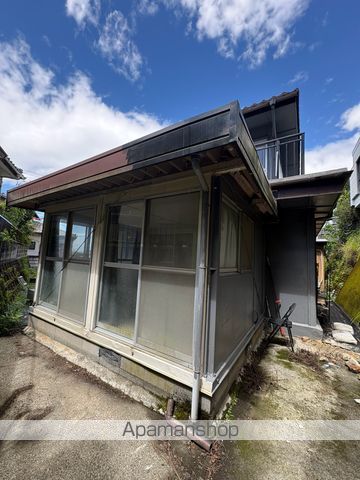 三島市 2階建 築53年の外観写真
