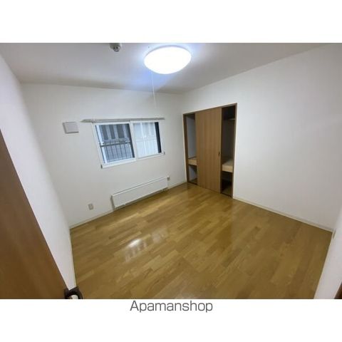 RAPHLESの内装写真