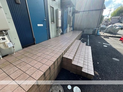 ＣＵＬＴＩ湖南[1SDK/43.7m2]のエントランス