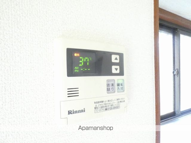 浜松市浜名区 2階建 築45年の内装写真