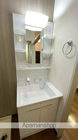アクセスワケIIの内装写真