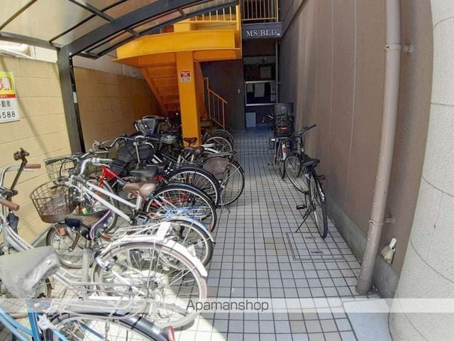 ＭＳビル　南竹屋[1DK/21m2]の駐車場2