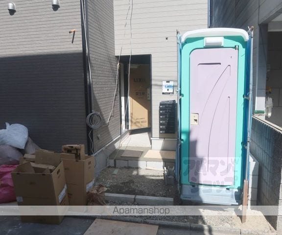 SHIN RESIDENCE 京都の玄関写真