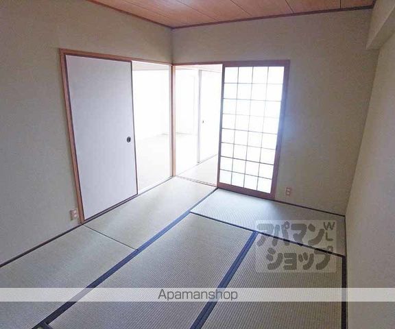 足立ハイツ竹田の内装写真