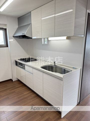 ヒルクレストELGRAND大江の内装写真