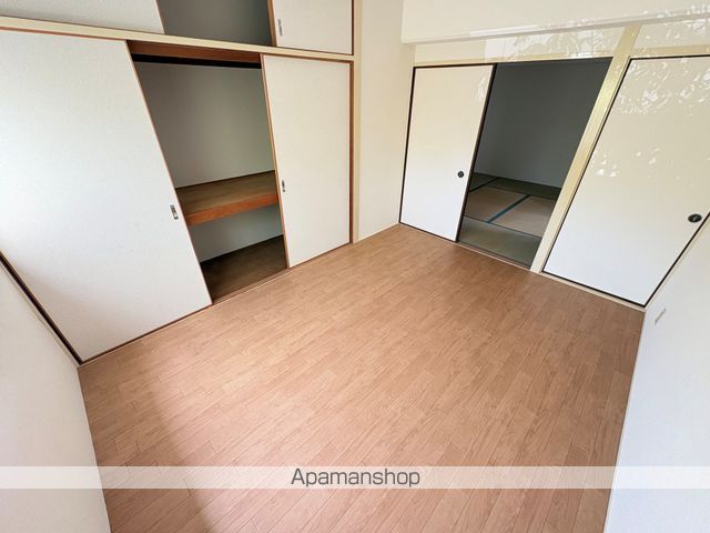 グランドシャトー山本の内装写真