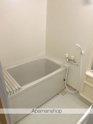 ループラインビルの内装写真