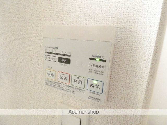 袋井市 2階建 築9年の内装写真