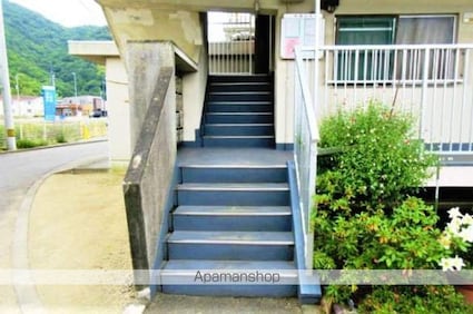 ビレッジハウス名東１号棟[1DK/28.98m2]のエントランス2