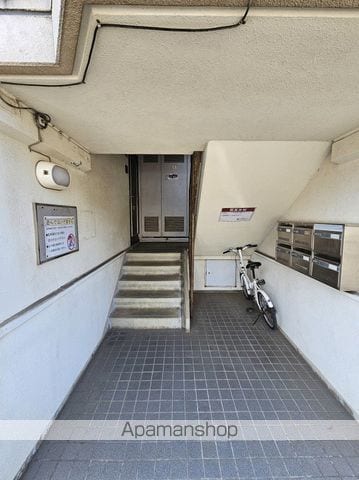 クレールアマノの玄関写真