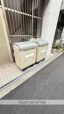 CASASELENEの玄関写真
